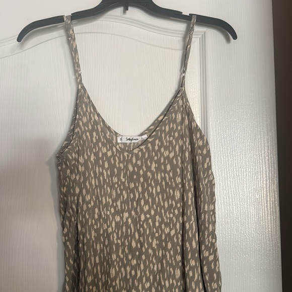 Jumpsuit - Picture 2 of 3